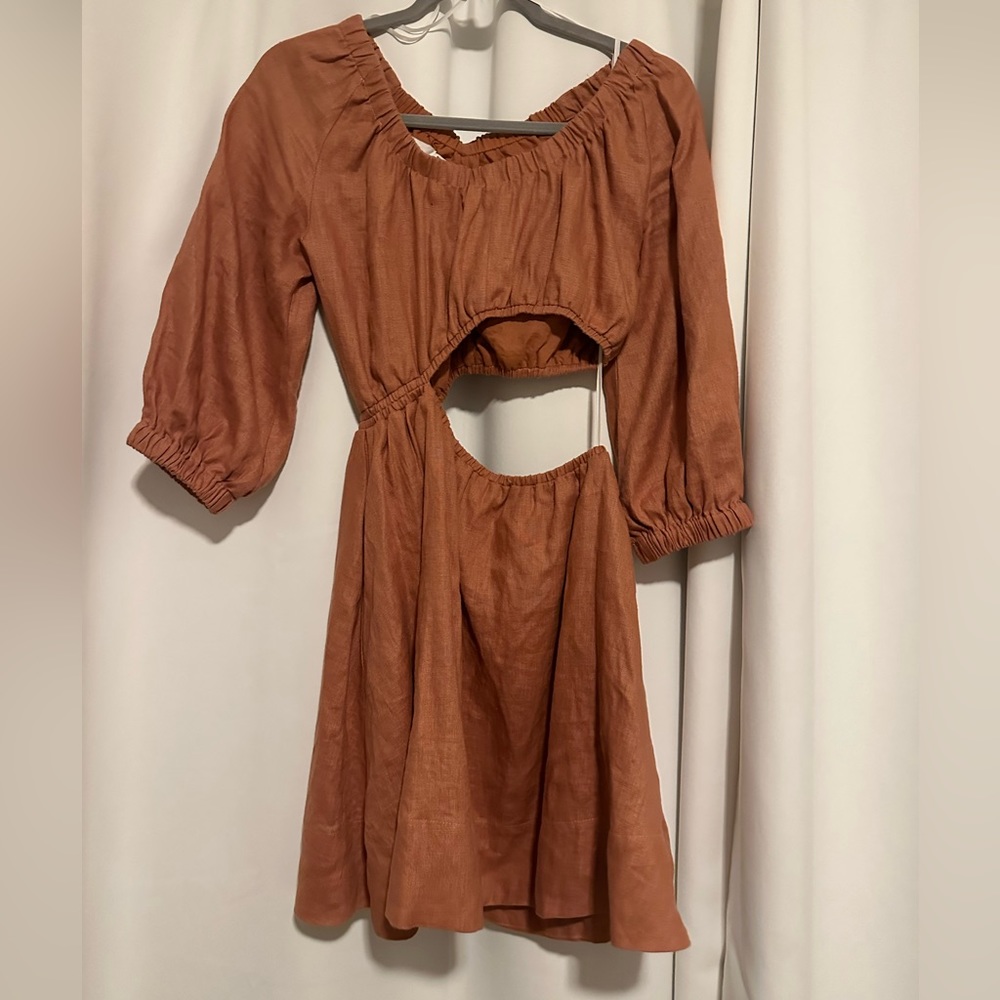 Boutique cut out summer dress. Worn once size small